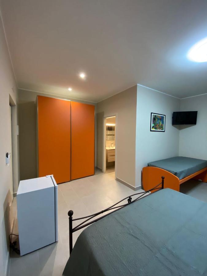 16Th Fad Rooms Margherita Di Savoia Bagian luar foto