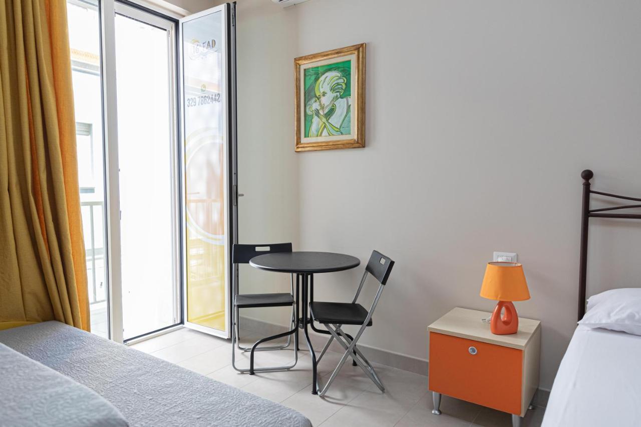 16Th Fad Rooms Margherita Di Savoia Bagian luar foto