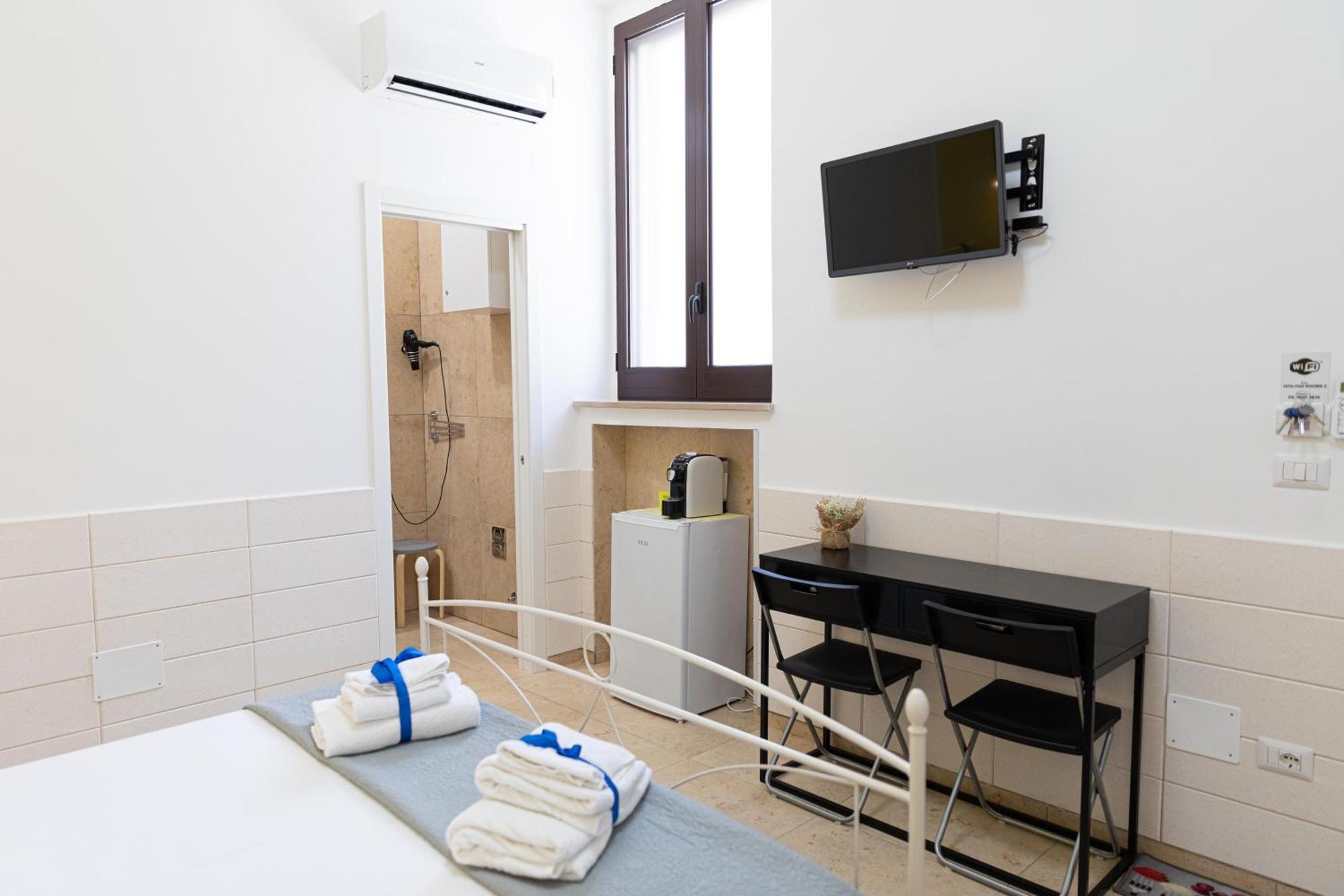 16Th Fad Rooms Margherita Di Savoia Bagian luar foto