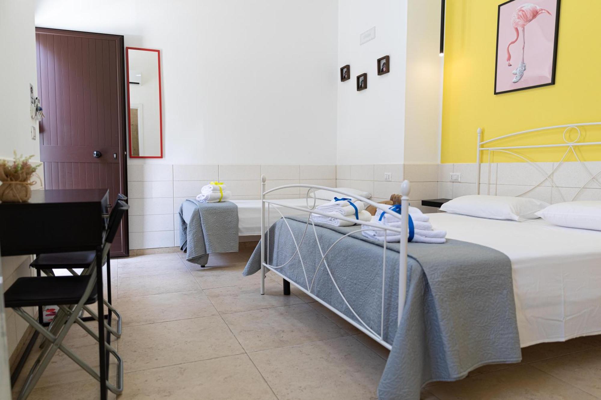 16Th Fad Rooms Margherita Di Savoia Bagian luar foto